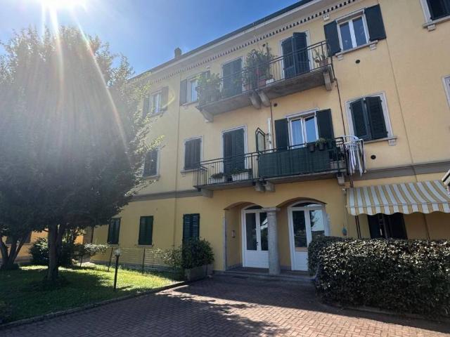 Appartamento in vendita a Lentate sul Seveso MB