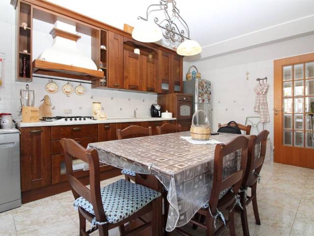 Appartamento in vendita a Lentini SR