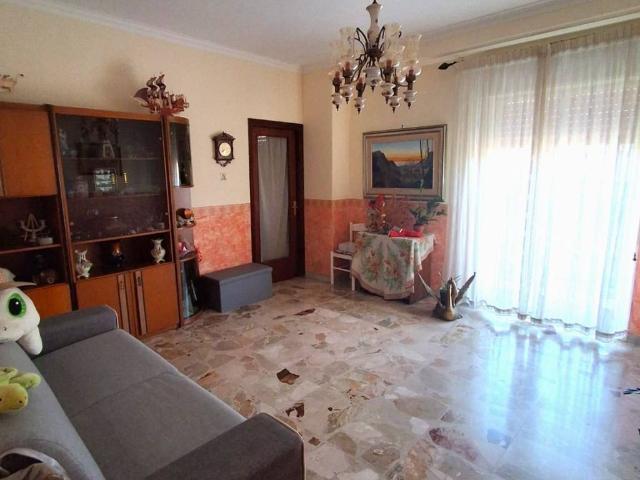 Appartamento in vendita a Lentini SR
