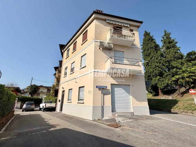 Appartamento in vendita a Lesa NO