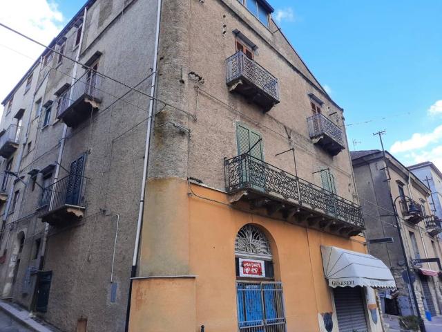 Appartamento in vendita a Lercara Friddi PA