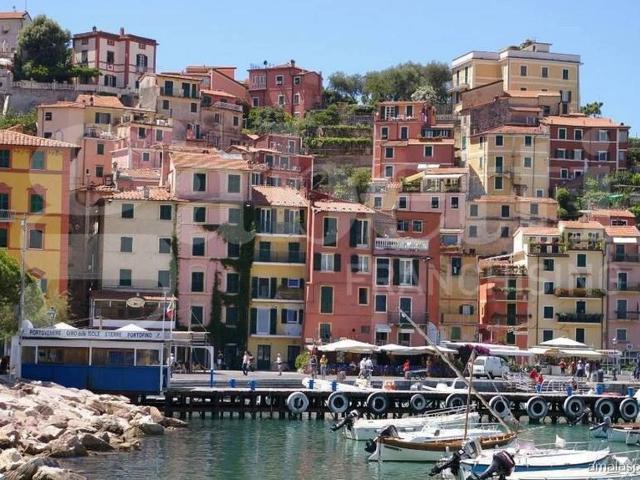 Appartamento in vendita a Lerici