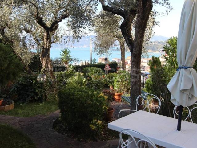 Appartamento in vendita a Lerici