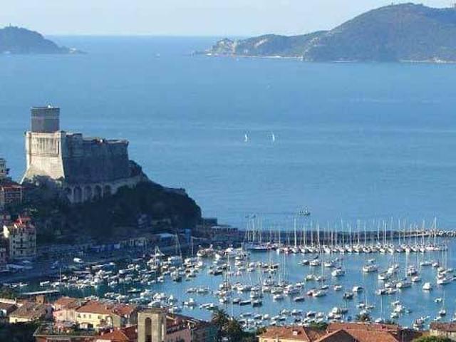 Appartamento in vendita a Lerici SP