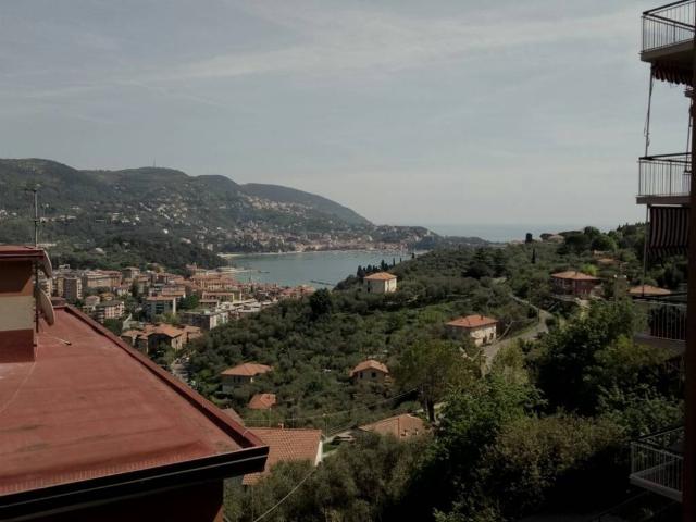 Appartamento in vendita a Lerici SP