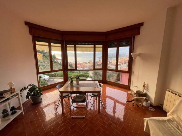 Appartamento in vendita a Lerici SP