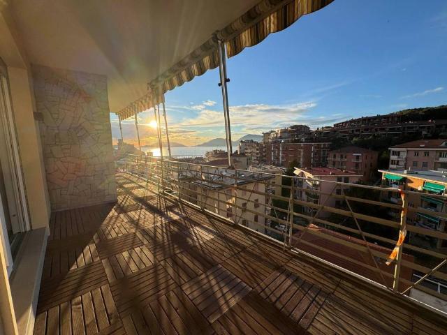 Appartamento in vendita a Lerici SP