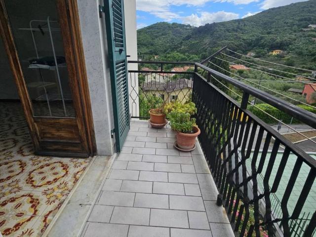 Appartamento in vendita a Lerici SP