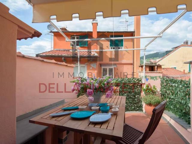 Appartamento in vendita a Lerici SP