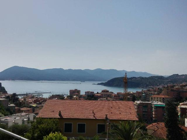 Appartamento in vendita a Lerici SP