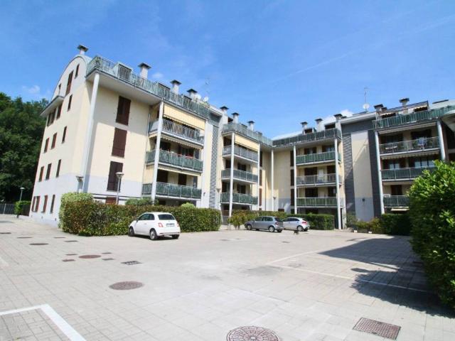 Appartamento in vendita a Limbiate MB