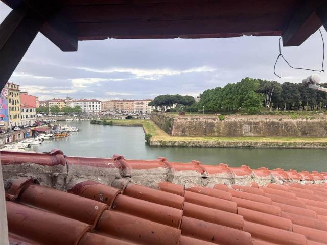Appartamento in vendita a Livorno