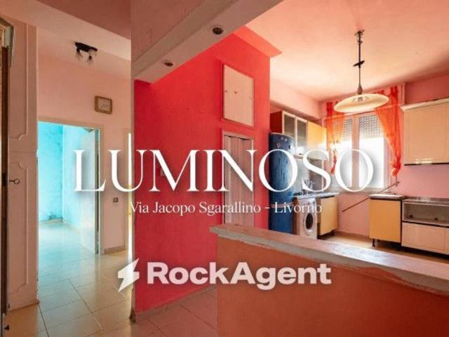 Appartamento in vendita a Livorno