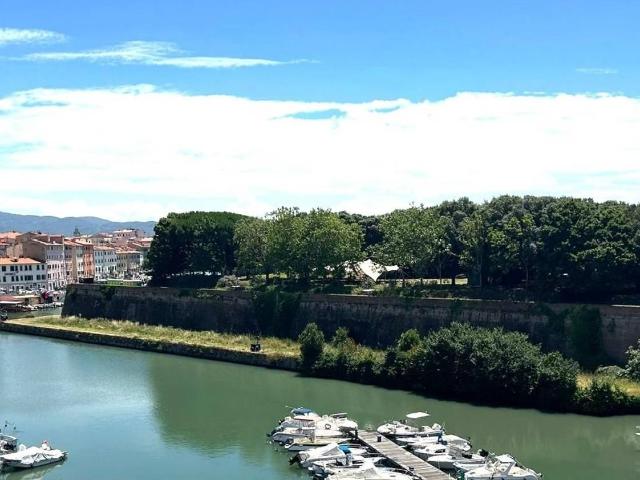 Appartamento in vendita a Livorno