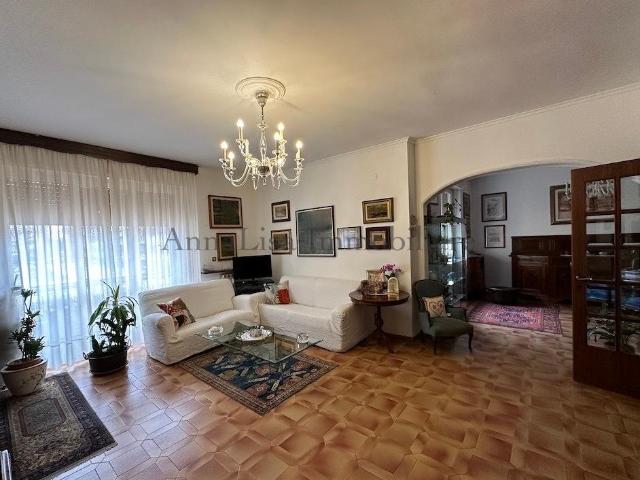 Appartamento in vendita a Livorno