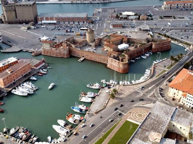 Appartamento in vendita a Livorno
