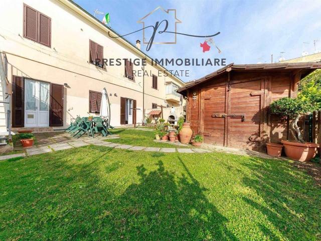 Appartamento in vendita a Livorno