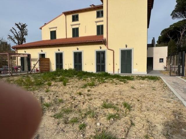 Appartamento in vendita a Livorno