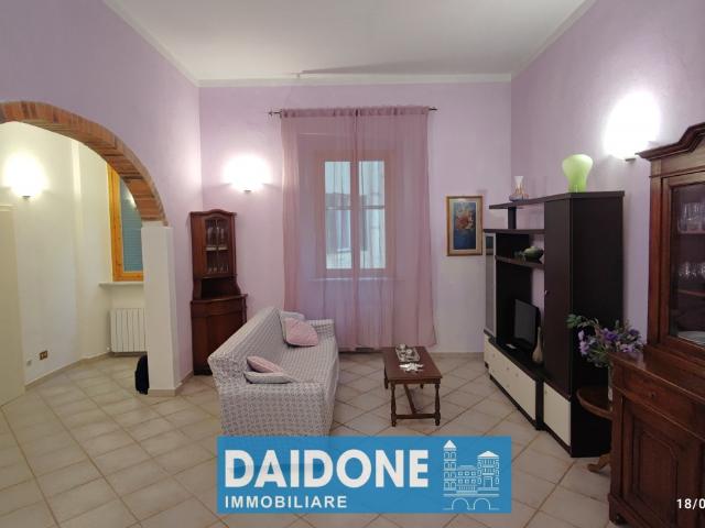APPARTAMENTO in VENDITA a LIVORNO CENTRO di 4 vani