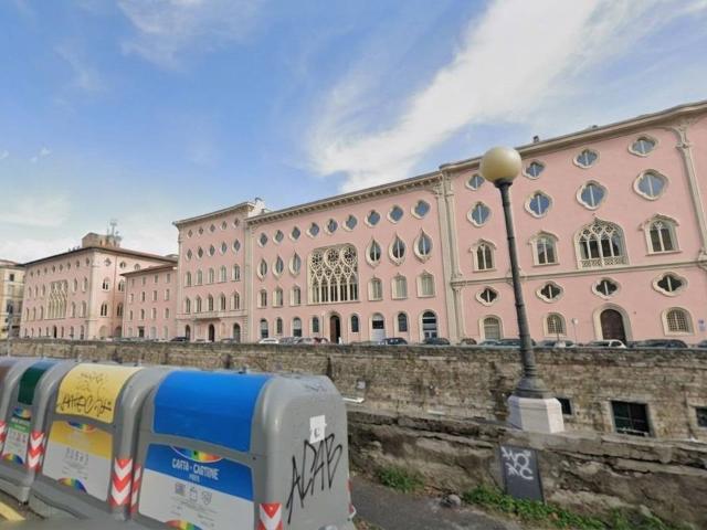 Appartamento in vendita a Livorno, Centro