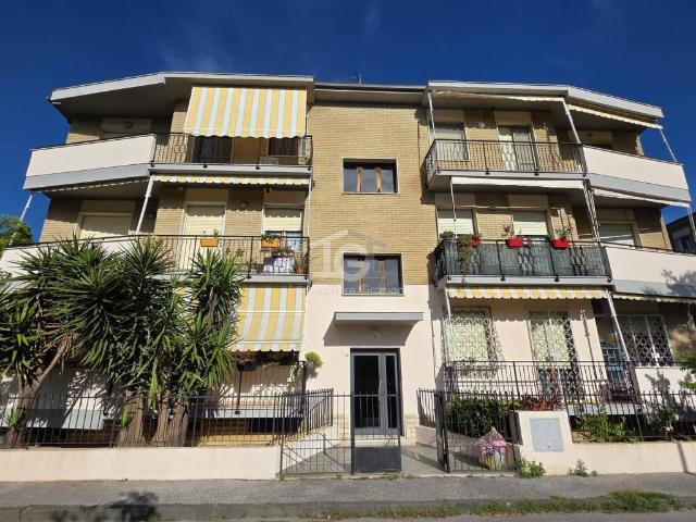 Appartamento in vendita a Livorno LI
