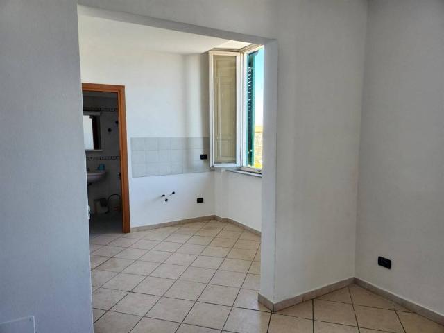Appartamento in vendita a Livorno LI
