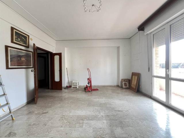 Appartamento in vendita a Livorno LI