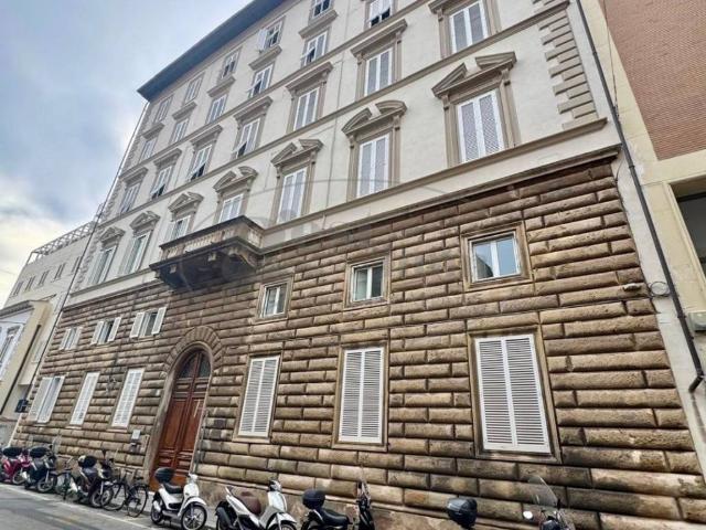 Appartamento in vendita a Livorno LI