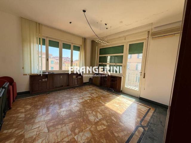 Appartamento in vendita a Livorno LI