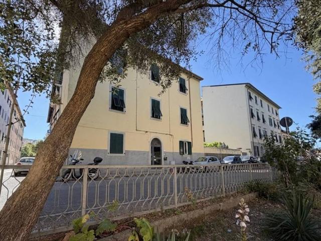 Appartamento in vendita a Livorno LI