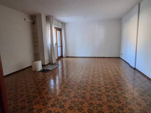 Appartamento in vendita a Livorno LI