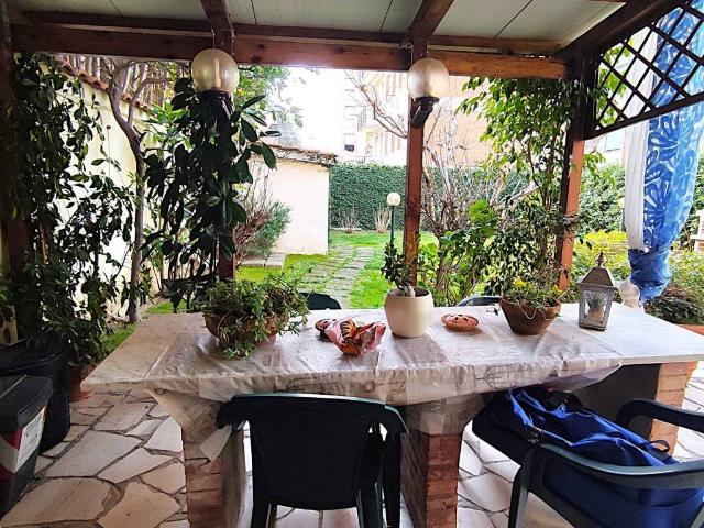 Appartamento in vendita a Livorno LI