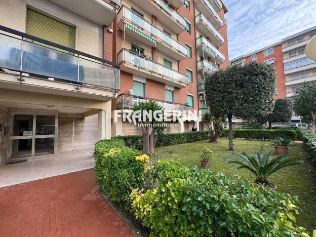 Appartamento in vendita a Livorno LI