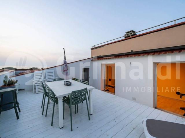 Appartamento in vendita a Livorno LI