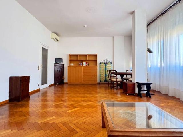 Appartamento in vendita a Livorno LI
