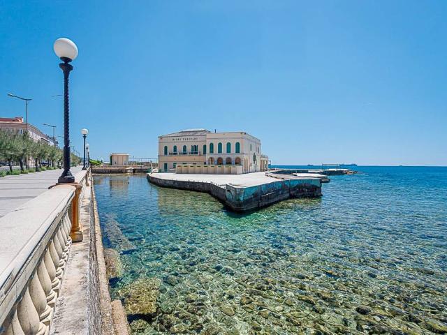 Appartamento in vendita a Livorno LI