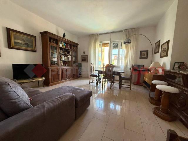 Appartamento in vendita a Livorno LI