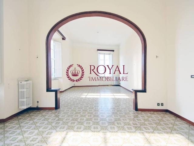 Appartamento in vendita a Livorno LI