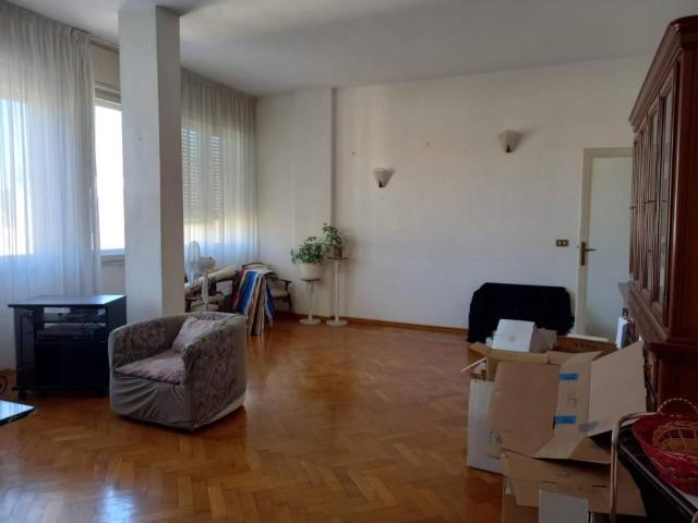 Appartamento in vendita a Livorno LI