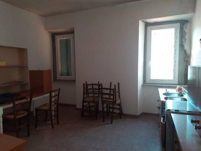 Appartamento in vendita a Livorno LI