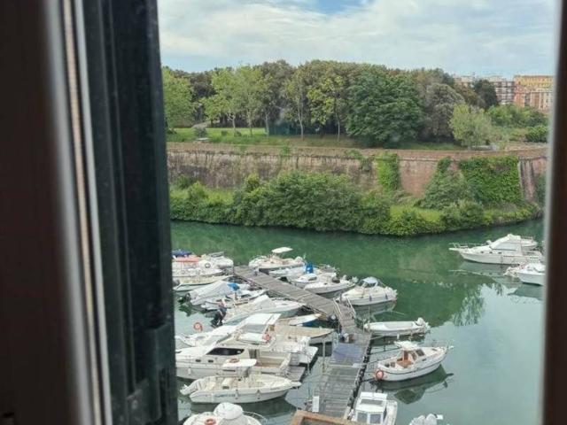 Appartamento in vendita a Livorno LI