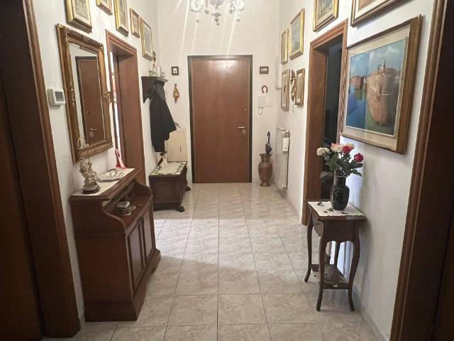 Appartamento in vendita a Livorno LI