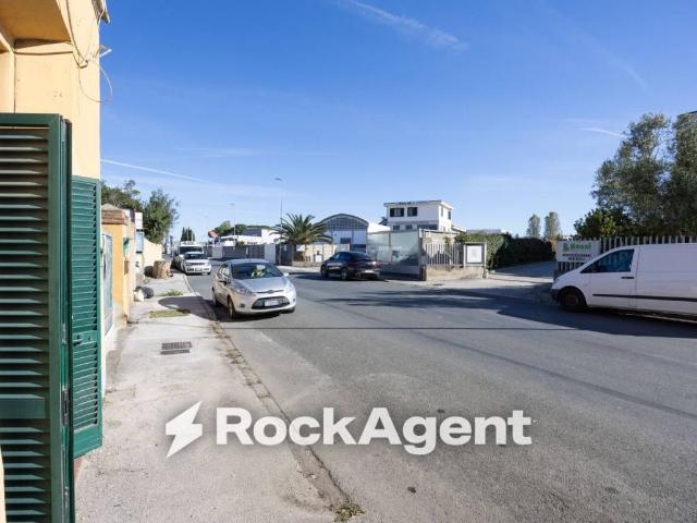 Appartamento in vendita a Livorno LI