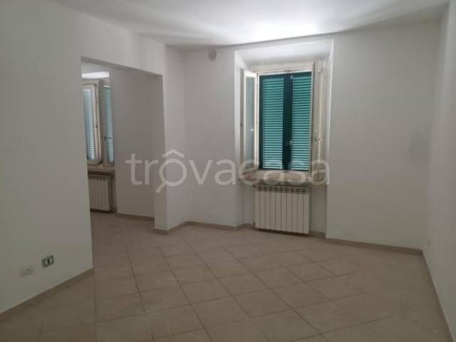 Appartamento in vendita a Livorno via de Larderel, Via Grande Piazza della Repubblica