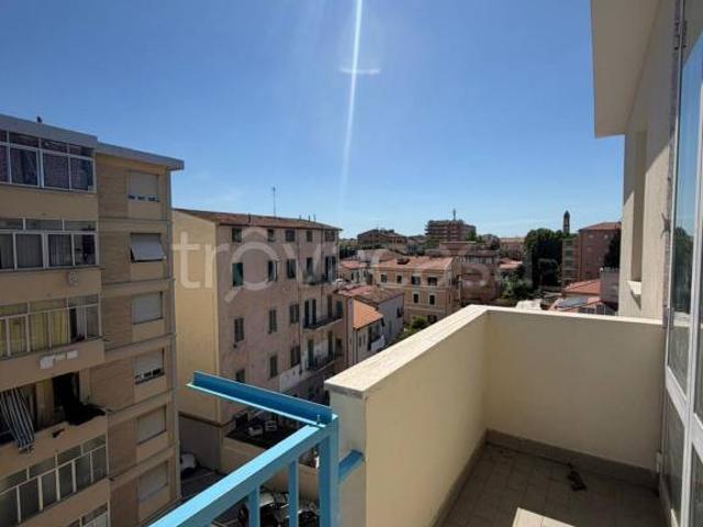 Appartamento in vendita a Livorno via Paolo Lilla, Zola Galilei