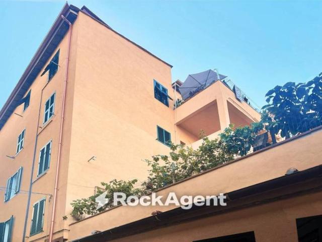 Appartamento in vendita a Livorno via Sproni, 60, Cisternone