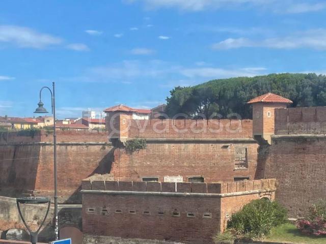 Appartamento in vendita a Livorno viale degli Avvalorati, Via Grande Piazza della Repubblica