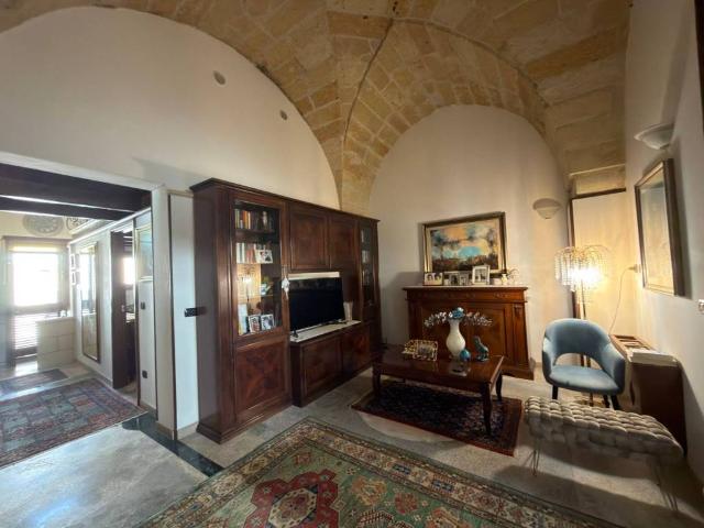 Appartamento in vendita a Lizzanello LE