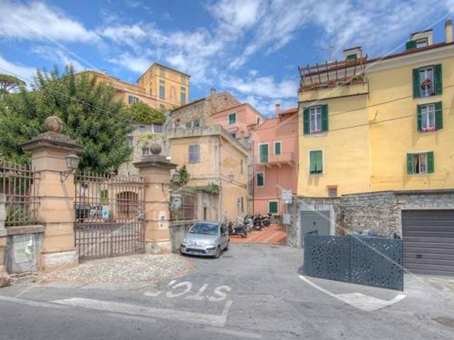 Appartamento in vendita a Loano