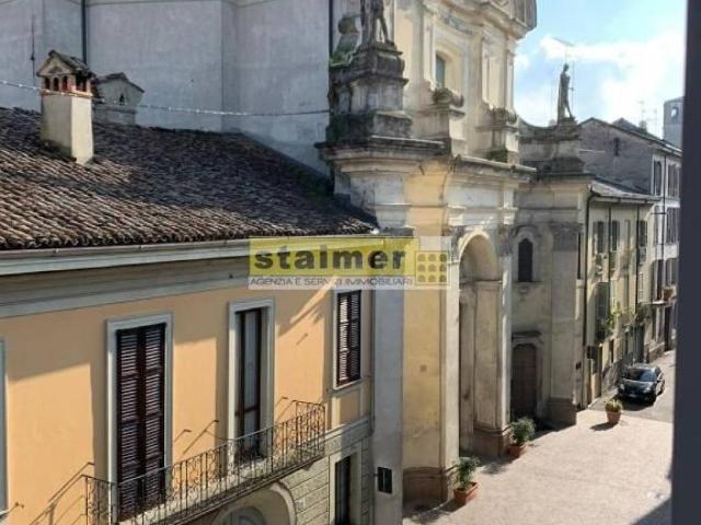 Appartamento in vendita a Lodi LO